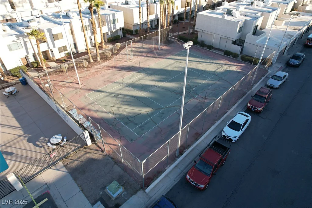 2638 Aracatuba, Las Vegas, NV 89121