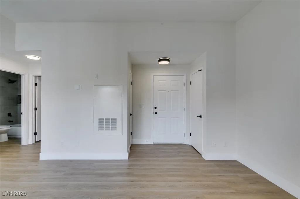 3150 Soft Breezes, Las Vegas, NV 89128