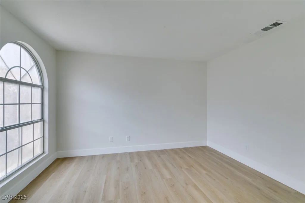 3150 Soft Breezes, Las Vegas, NV 89128