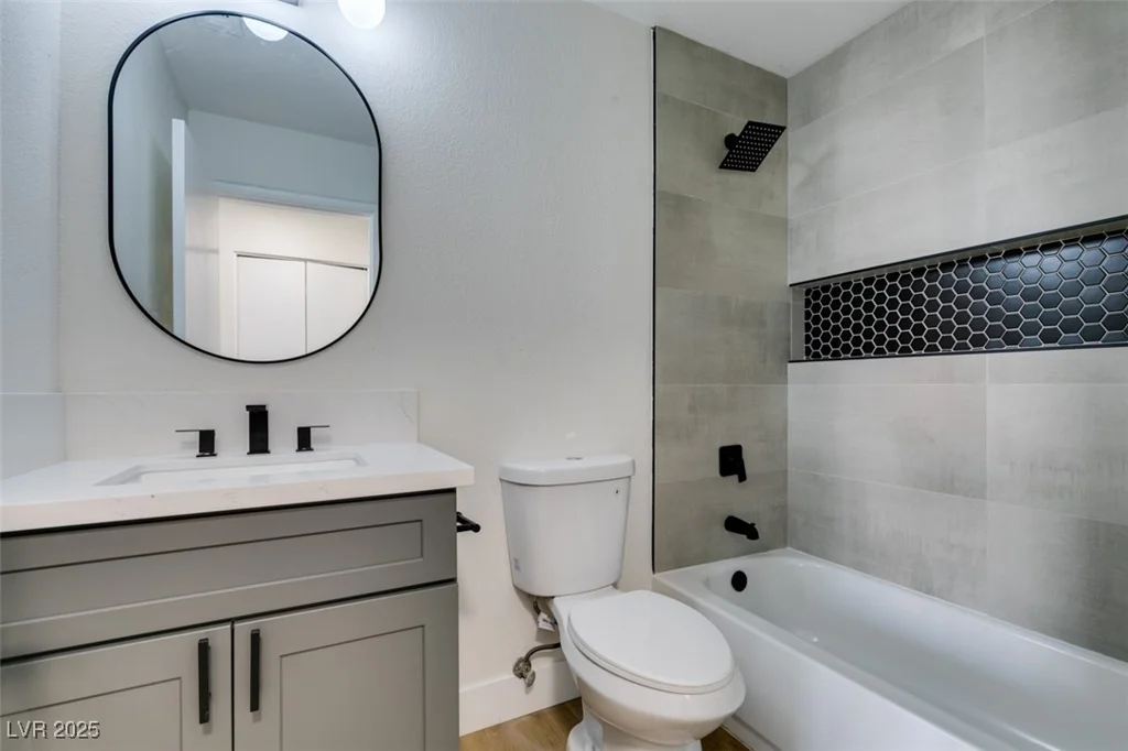 3150 Soft Breezes, Las Vegas, NV 89128