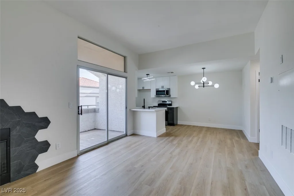 3150 Soft Breezes, Las Vegas, NV 89128
