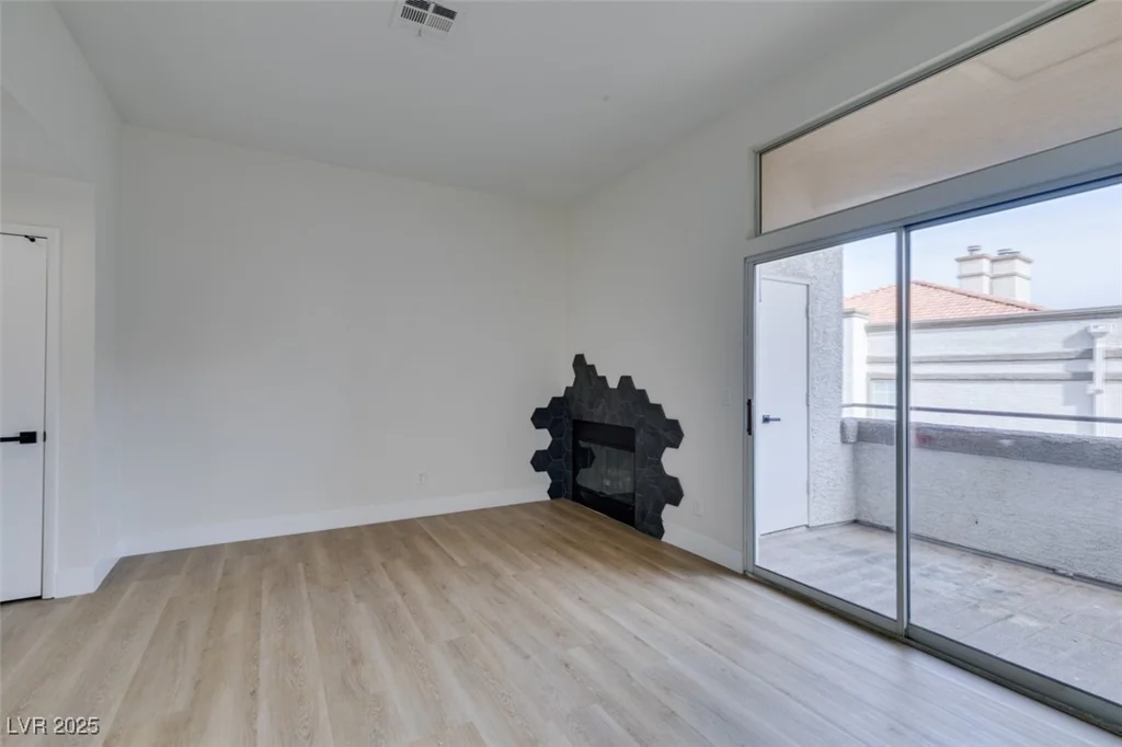 3150 Soft Breezes, Las Vegas, NV 89128