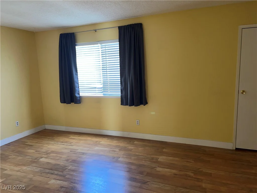 2663 Aracatuba, Las Vegas, NV 89121