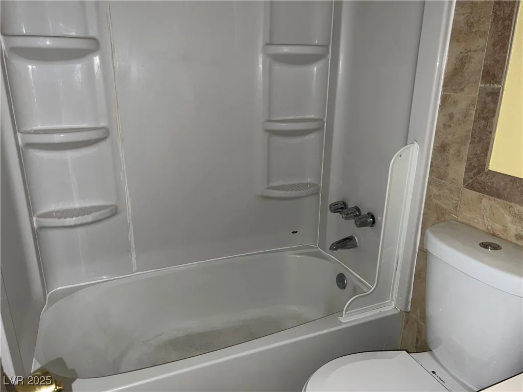 2663 Aracatuba, Las Vegas, NV 89121