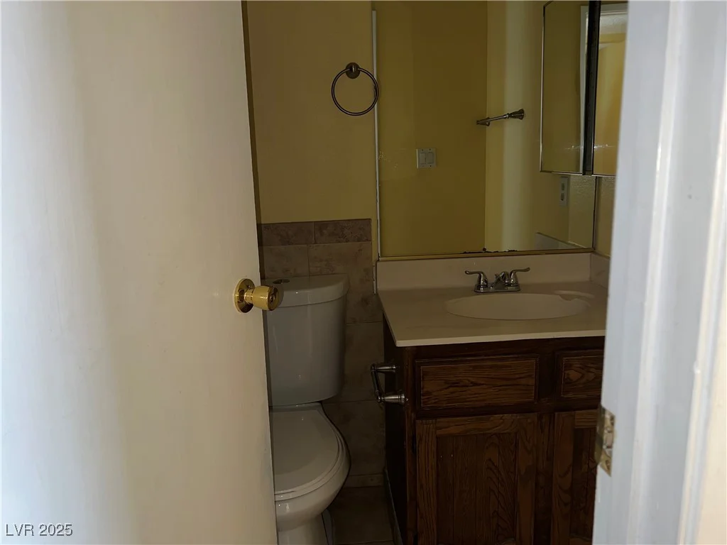 2663 Aracatuba, Las Vegas, NV 89121