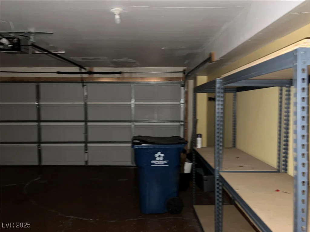 2663 Aracatuba, Las Vegas, NV 89121