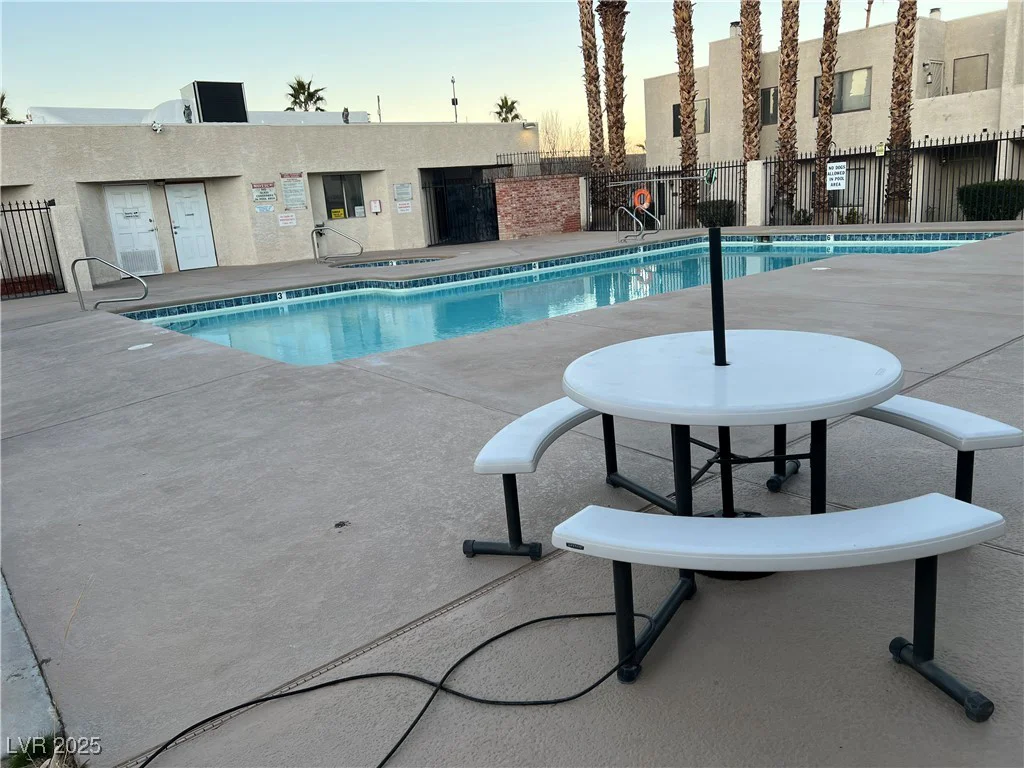 2663 Aracatuba, Las Vegas, NV 89121