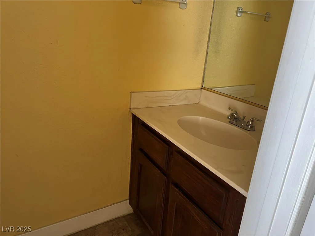 2663 Aracatuba, Las Vegas, NV 89121