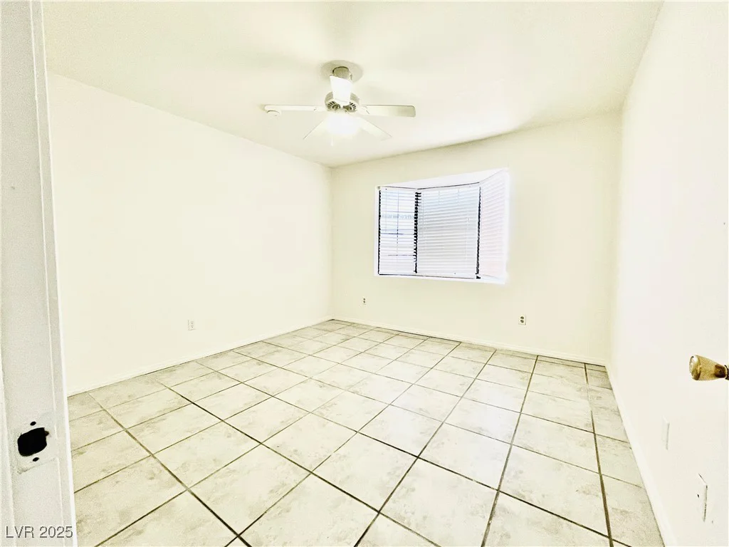 5086 Jeffreys, Las Vegas, NV 89119