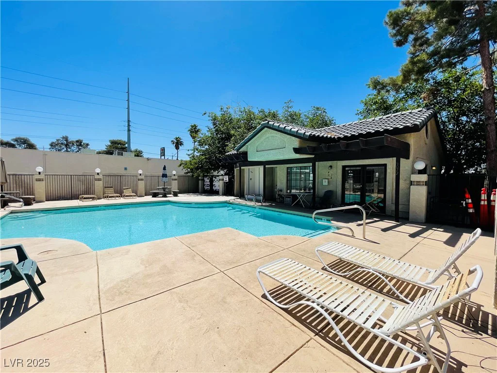5086 Jeffreys, Las Vegas, NV 89119