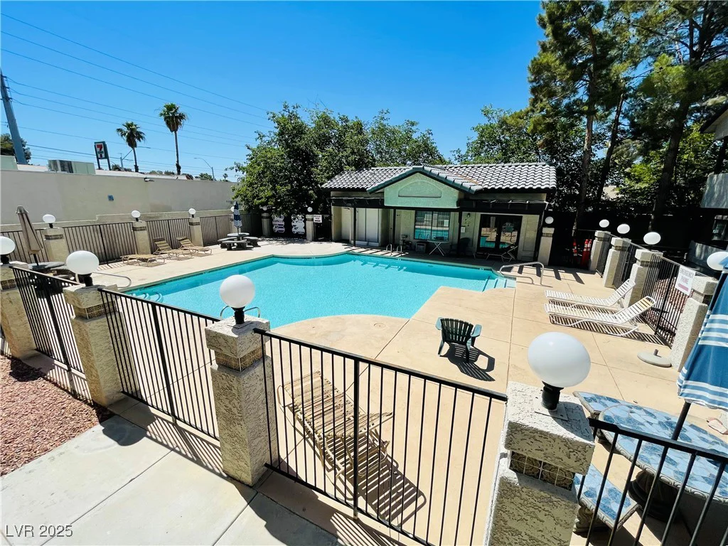 5086 Jeffreys, Las Vegas, NV 89119