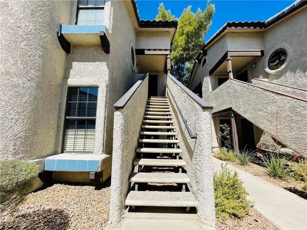 5086 Jeffreys, Las Vegas, NV 89119