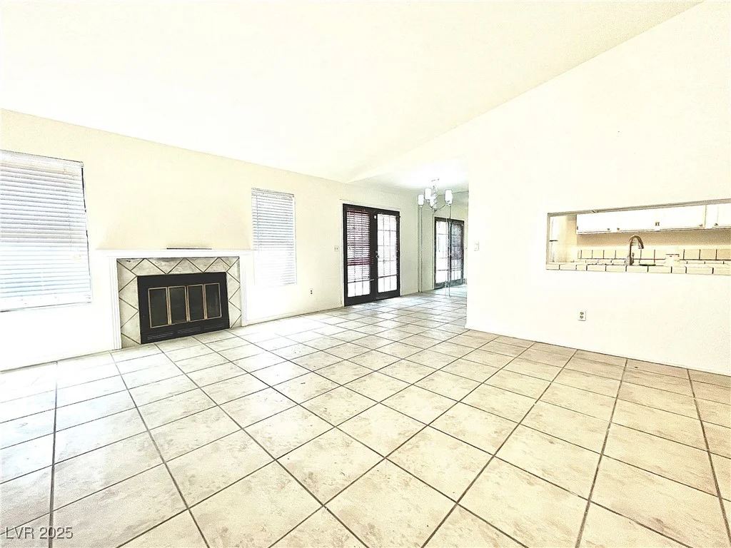 5086 Jeffreys, Las Vegas, NV 89119