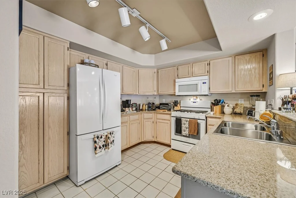 7950 Flamingo, Las Vegas, NV 89147