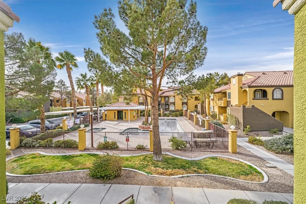 7950 Flamingo, Las Vegas, NV 89147
