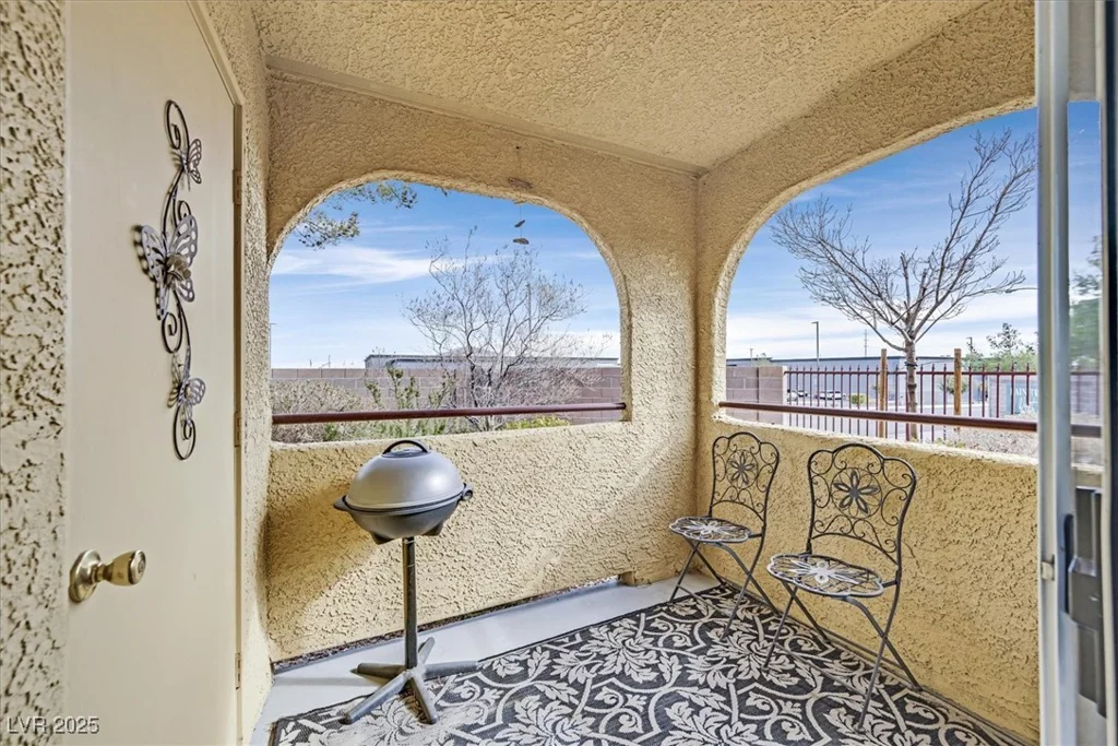 7950 Flamingo, Las Vegas, NV 89147
