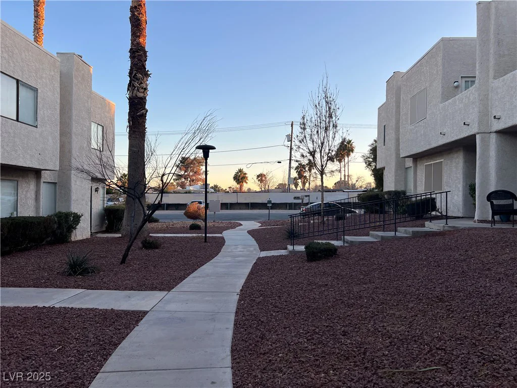 2686 Ruthe Duarte, Las Vegas, NV 89121