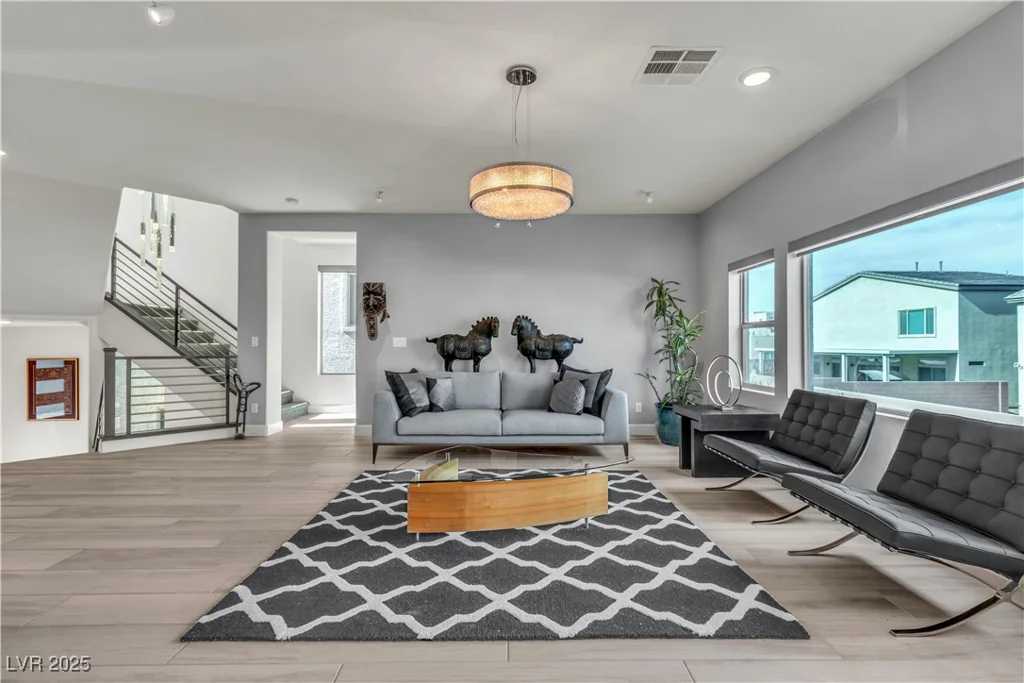 6276 Olde Lockford, Las Vegas, NV 89139