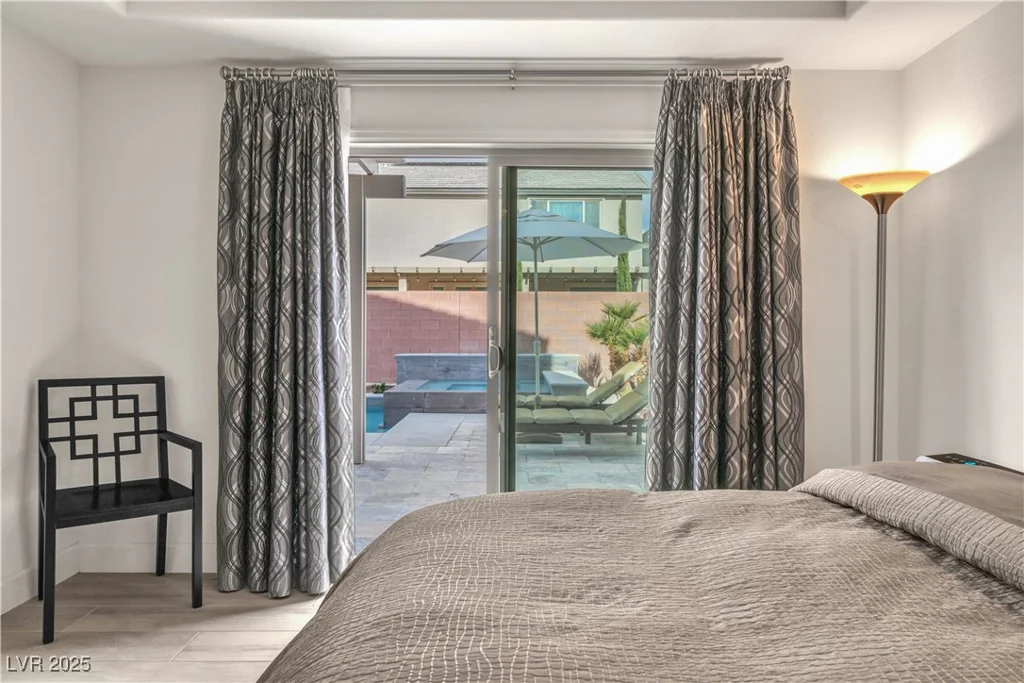 6276 Olde Lockford, Las Vegas, NV 89139