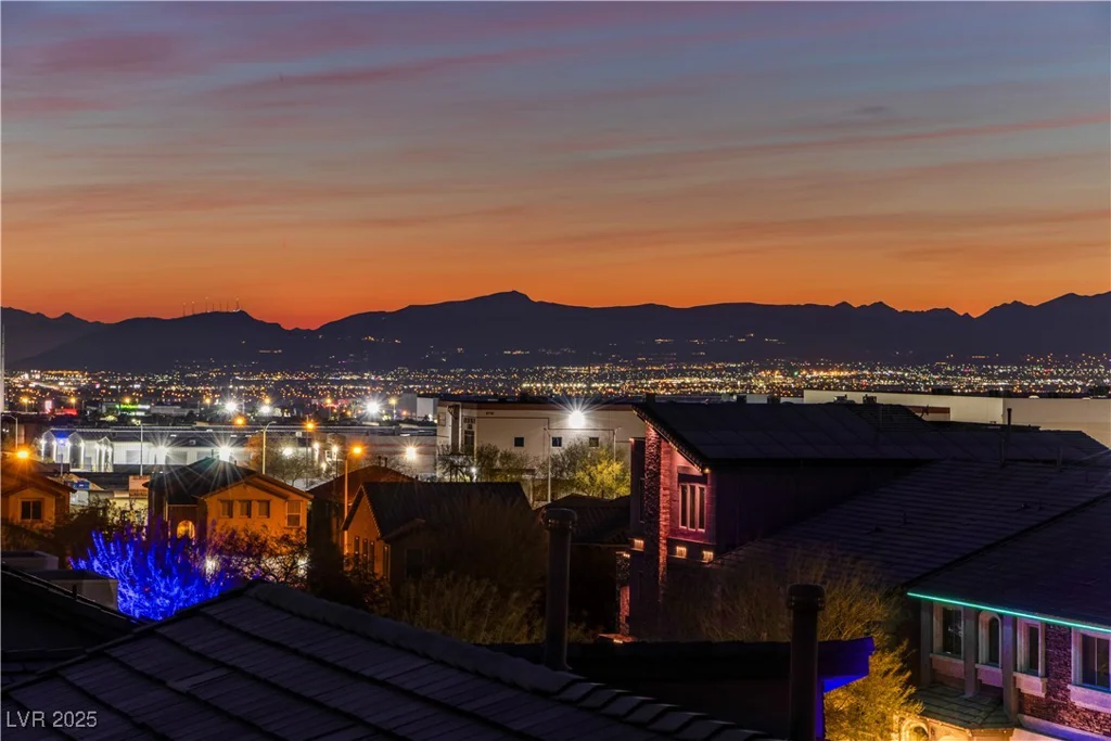 6276 Olde Lockford, Las Vegas, NV 89139