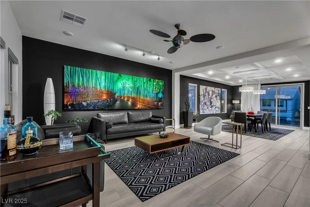 6276 Olde Lockford, Las Vegas, NV 89139