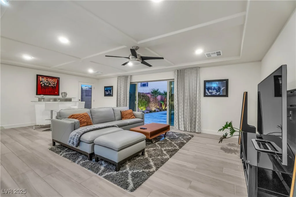 6276 Olde Lockford, Las Vegas, NV 89139