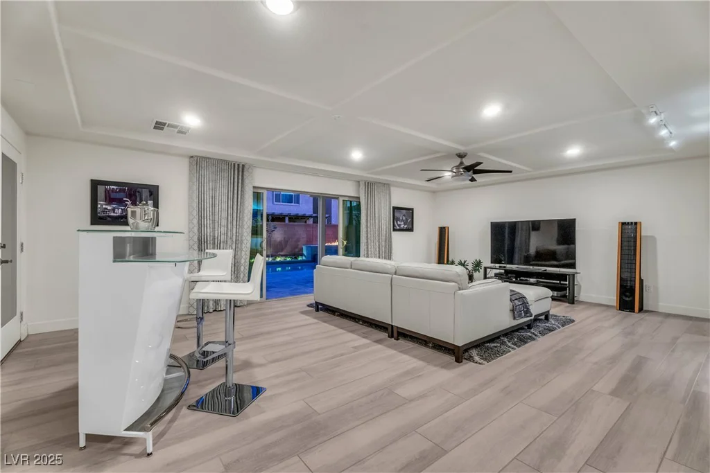 6276 Olde Lockford, Las Vegas, NV 89139