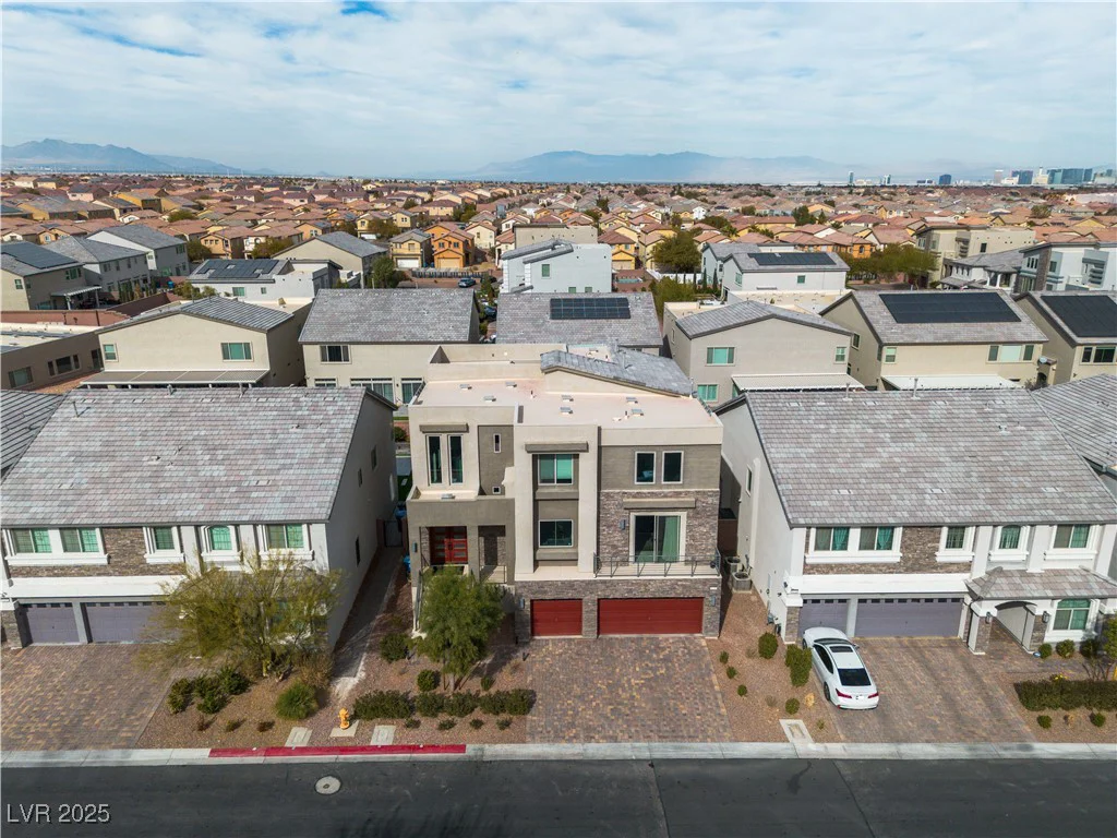 6276 Olde Lockford, Las Vegas, NV 89139