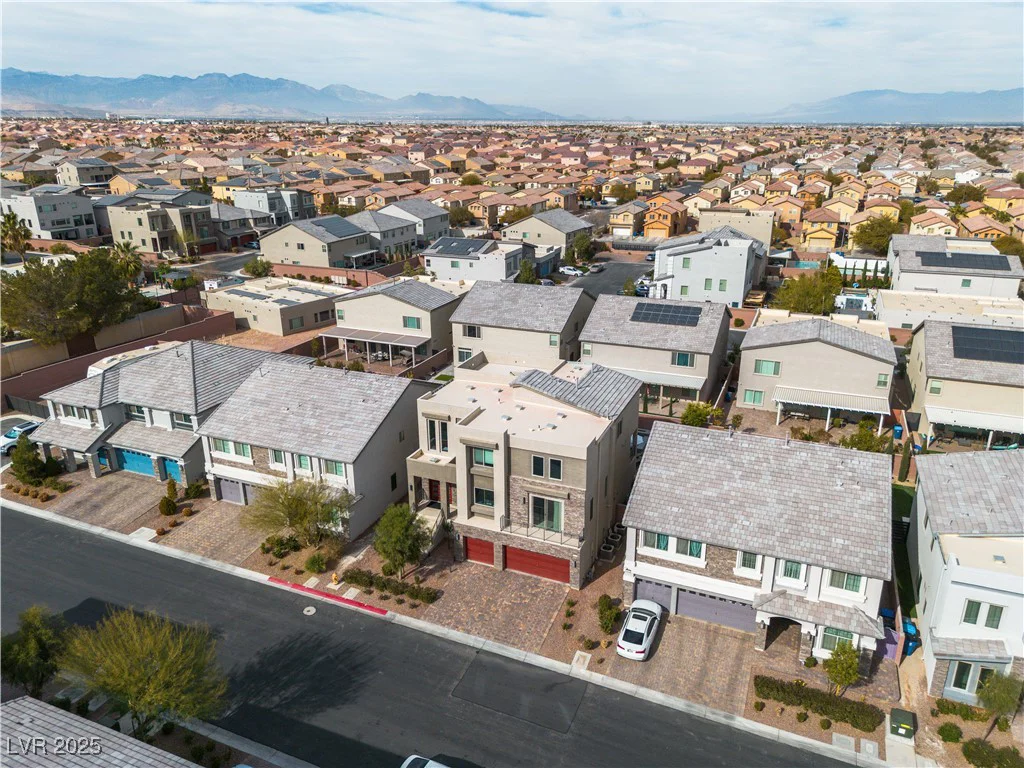 6276 Olde Lockford, Las Vegas, NV 89139