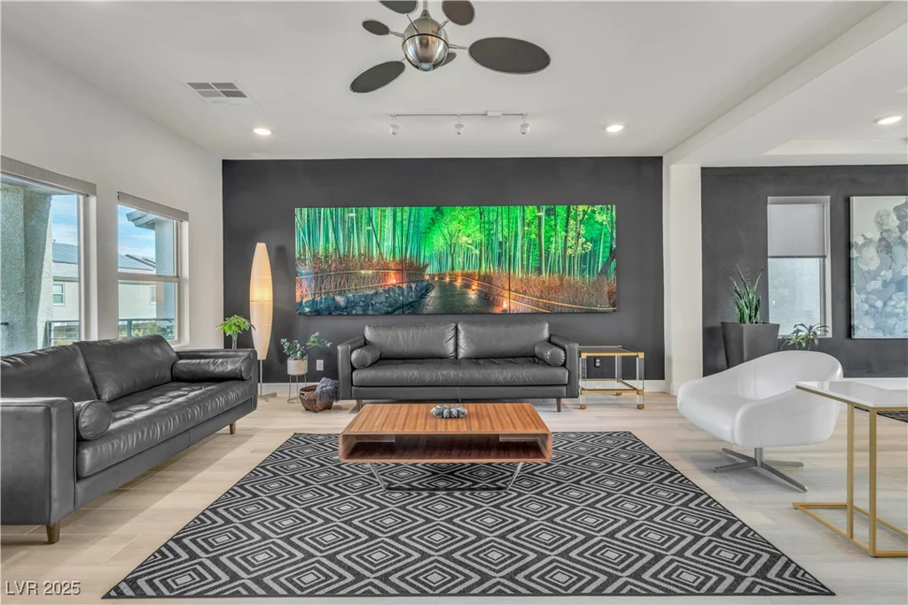 6276 Olde Lockford, Las Vegas, NV 89139