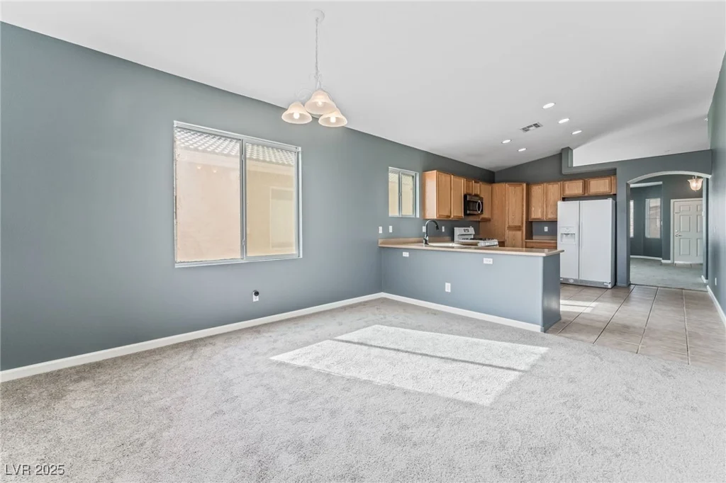 3902 Winter Whitetail, Las Vegas, NV 89122