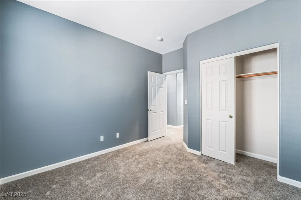 3902 Winter Whitetail, Las Vegas, NV 89122