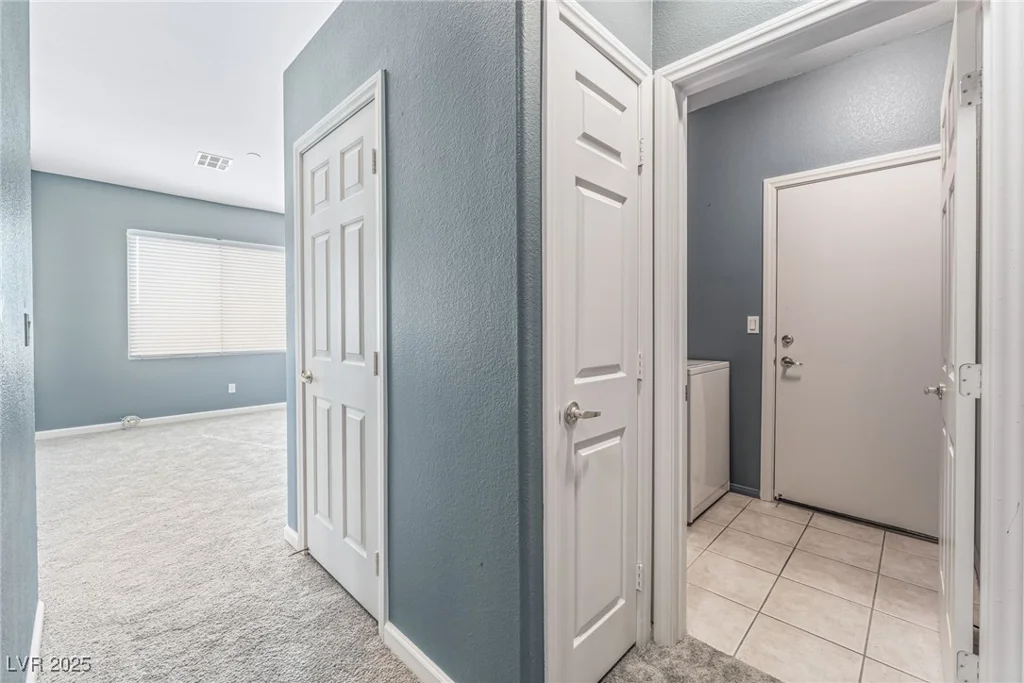 3902 Winter Whitetail, Las Vegas, NV 89122
