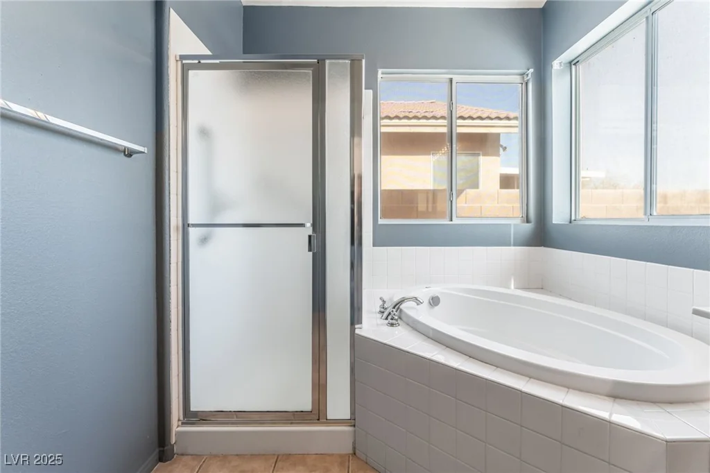 3902 Winter Whitetail, Las Vegas, NV 89122