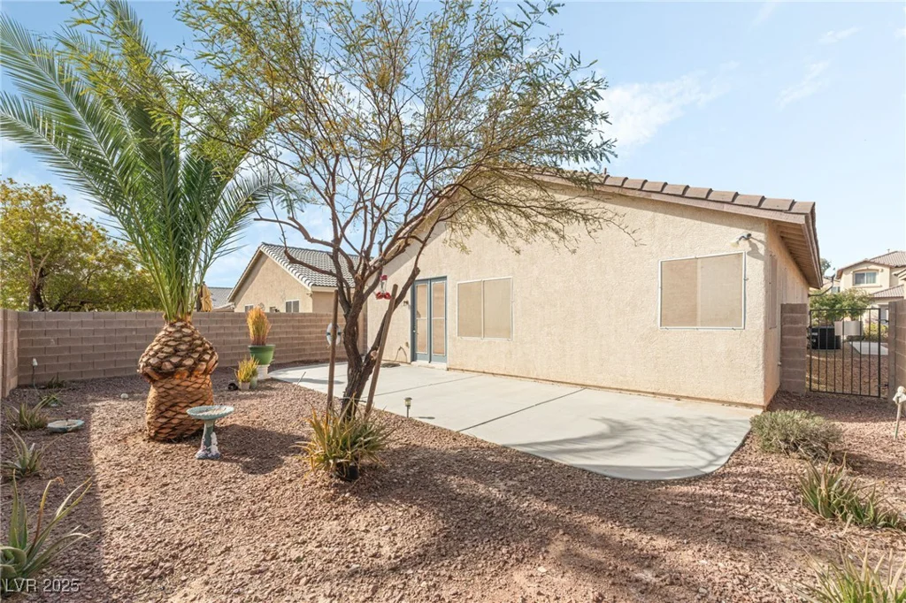 3902 Winter Whitetail, Las Vegas, NV 89122