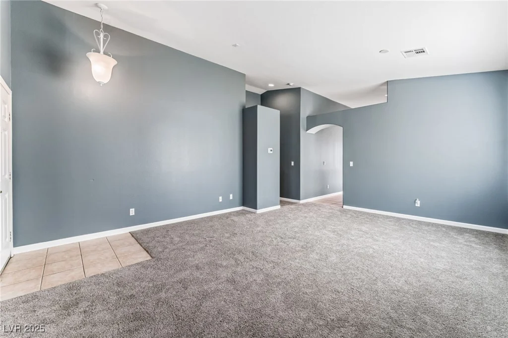 3902 Winter Whitetail, Las Vegas, NV 89122