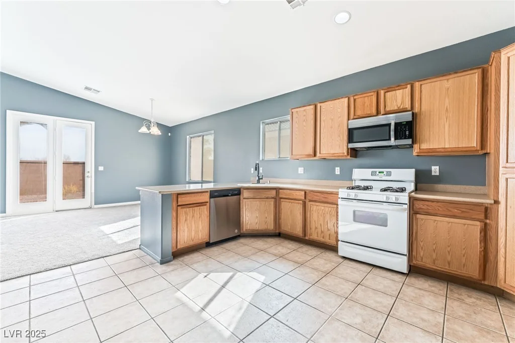 3902 Winter Whitetail, Las Vegas, NV 89122