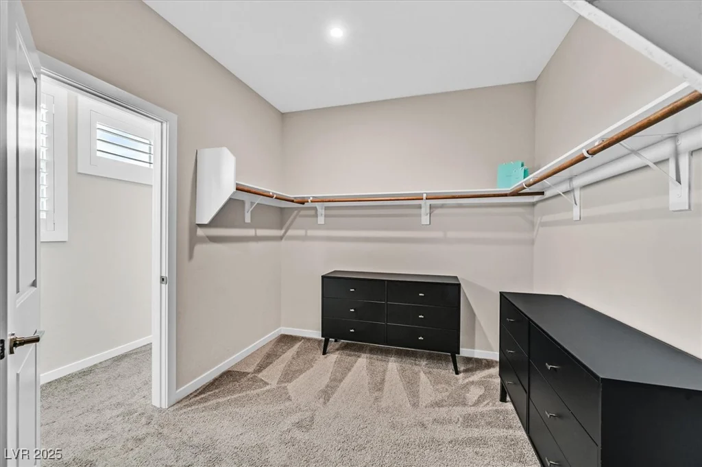 10273 Sierra Skye, Las Vegas, NV 89166