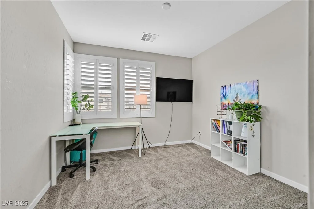 10273 Sierra Skye, Las Vegas, NV 89166