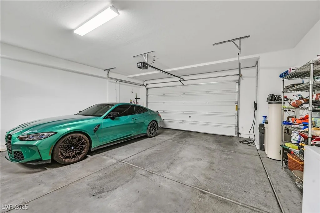10273 Sierra Skye, Las Vegas, NV 89166