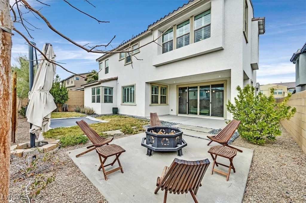10273 Sierra Skye, Las Vegas, NV 89166