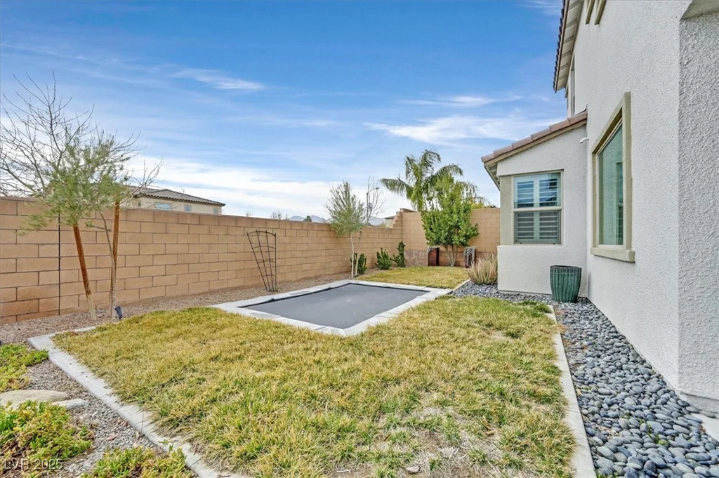 10273 Sierra Skye, Las Vegas, NV 89166