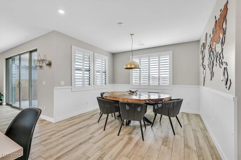 10273 Sierra Skye, Las Vegas, NV 89166