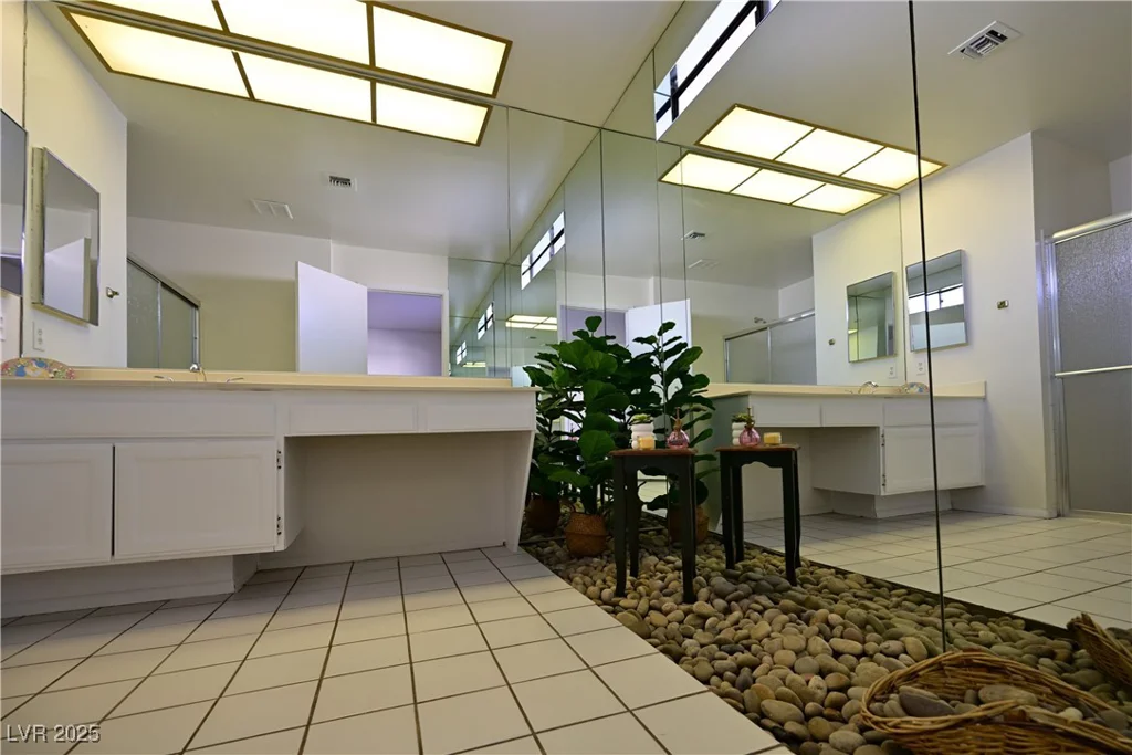 3126 Asoleado, Las Vegas, NV 89121