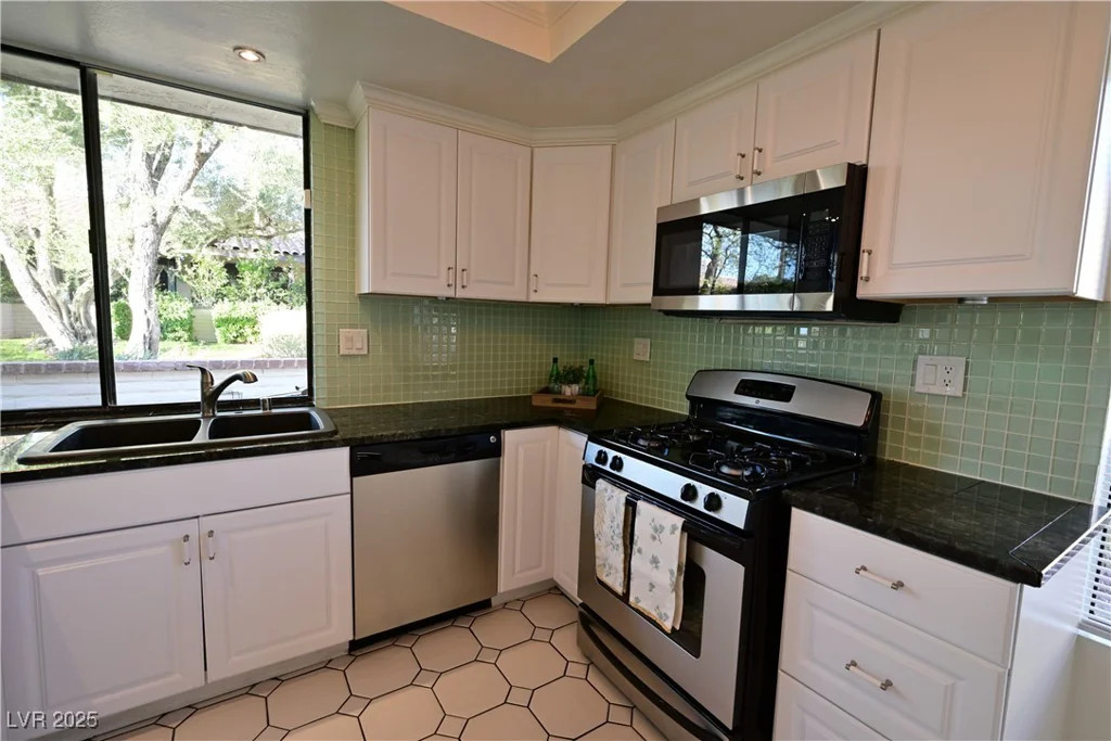 3126 Asoleado, Las Vegas, NV 89121