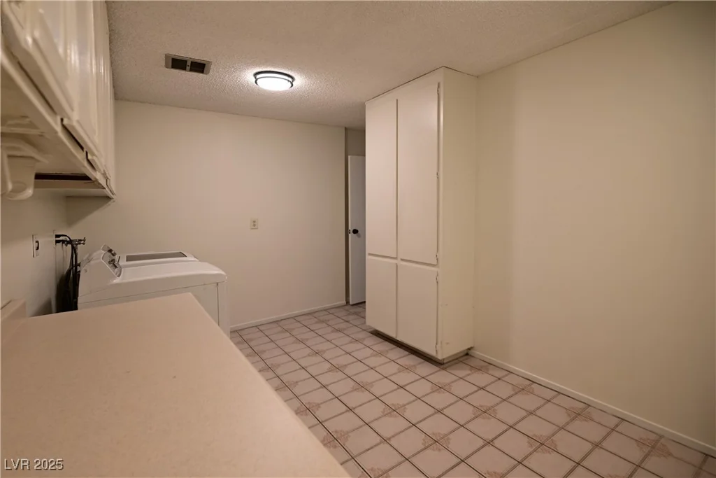 3126 Asoleado, Las Vegas, NV 89121