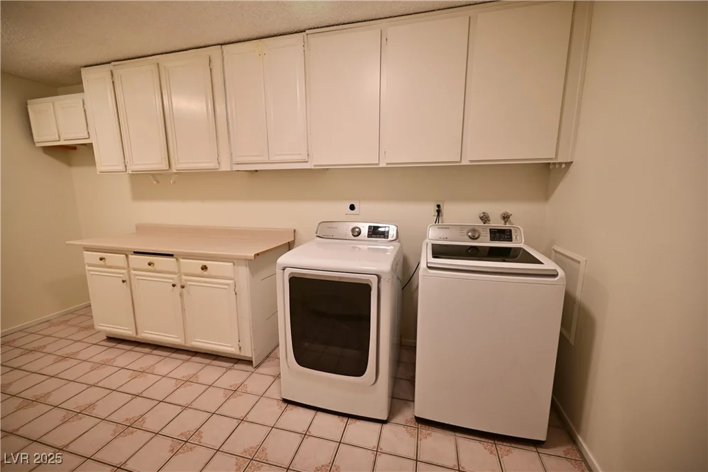 3126 Asoleado, Las Vegas, NV 89121
