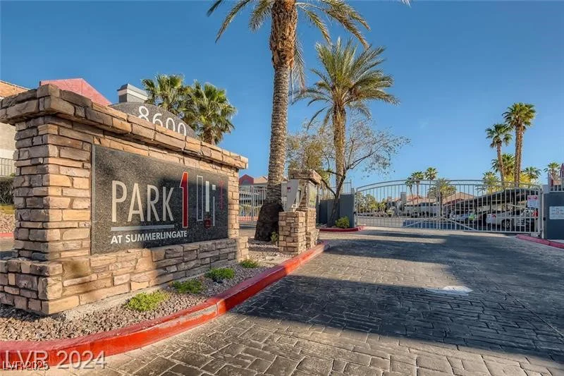8600 Charleston, Las Vegas, NV 89117