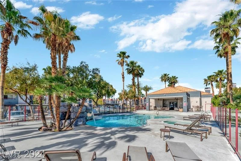8600 Charleston, Las Vegas, NV 89117