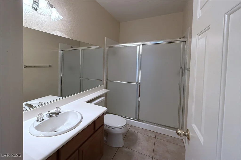 8682 Waterford Bend, Las Vegas, NV 89123